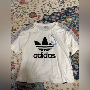 214 NWT Adidas Women's Black and White T-shirt Crop with Black Logo large